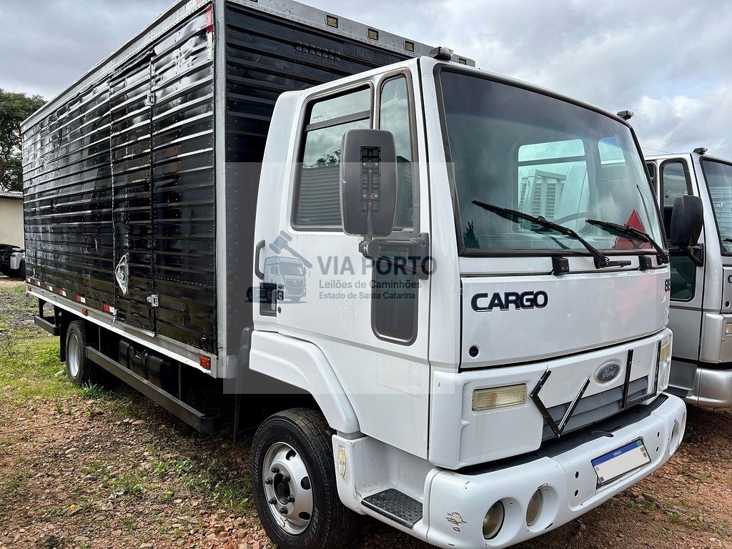 Ford Cargo 815e 3/4 Baú Furgão 12/12
