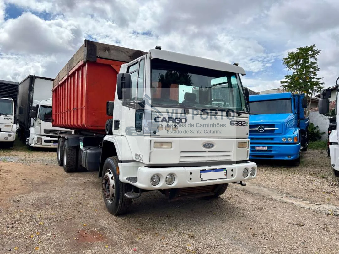 Ford Cargo 6332e Roll-On G25 6x4 09/09