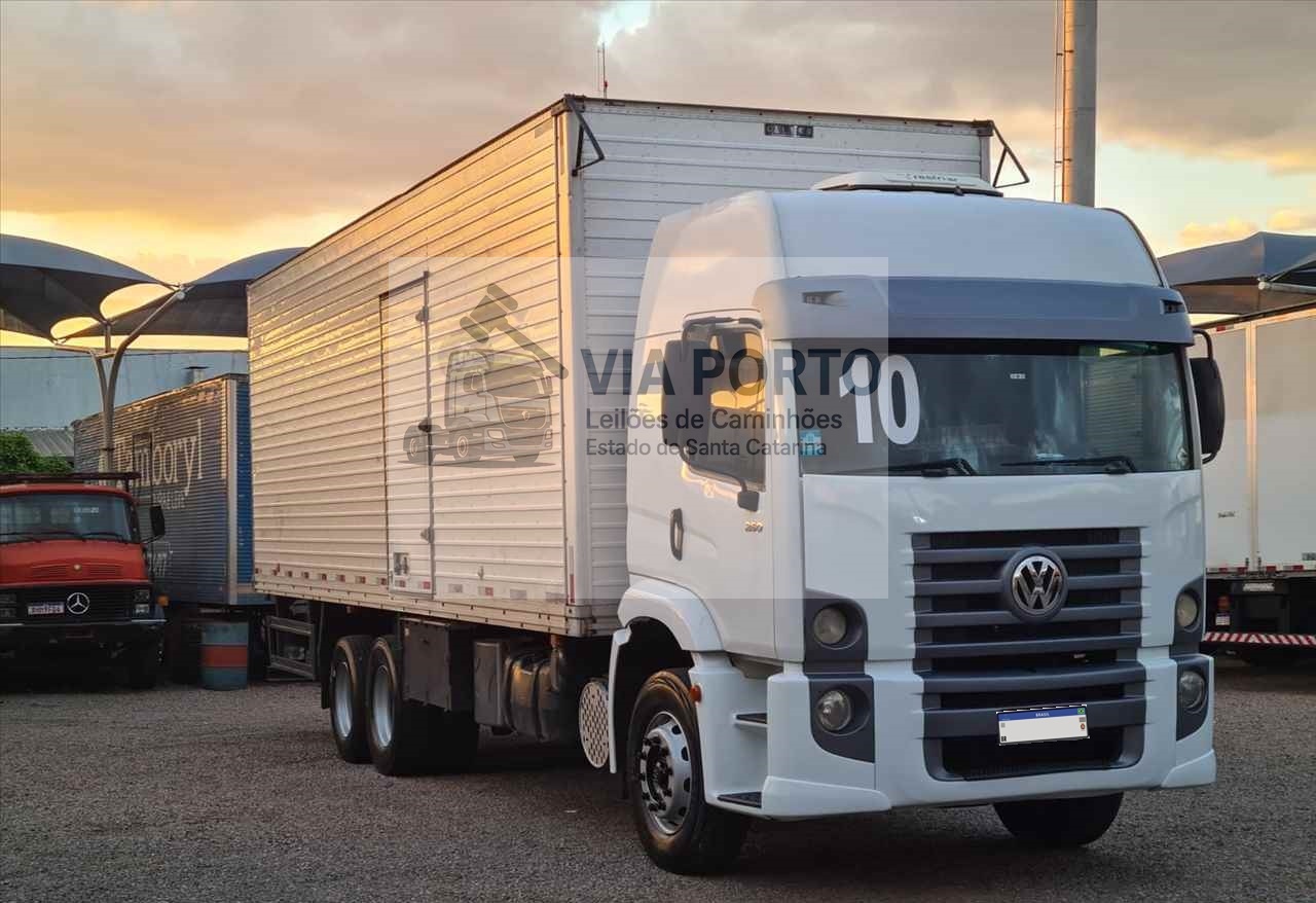 Volkswagen 17.250 6x2 10/10
